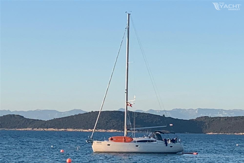 Elan Marine Impression