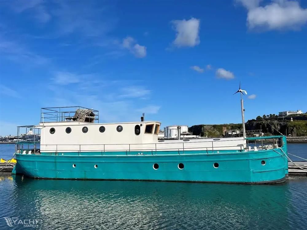 Houseboat Humber Keel Barge