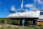 Beneteau Oceanis 37