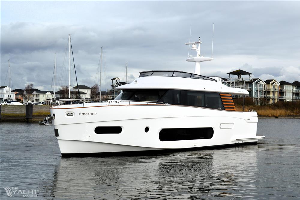 Azimut Magellano 66