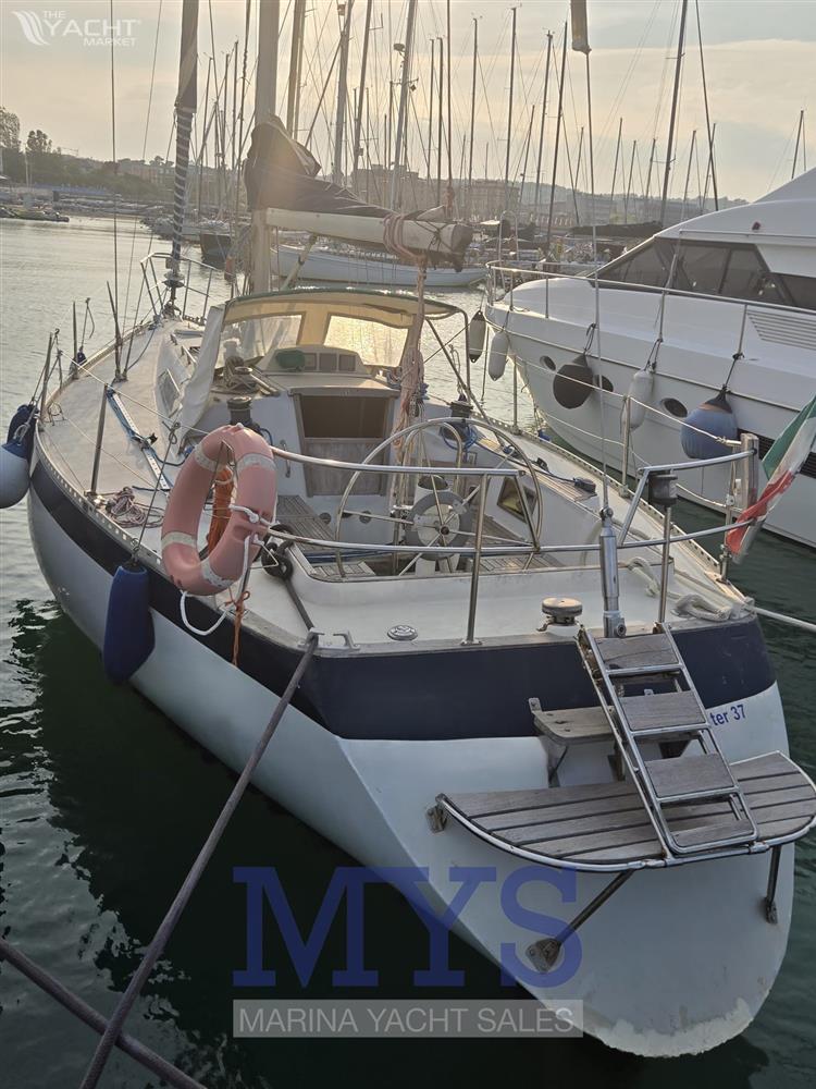 Oyster Heritage 37&#39; - OYSTER 37 (11)