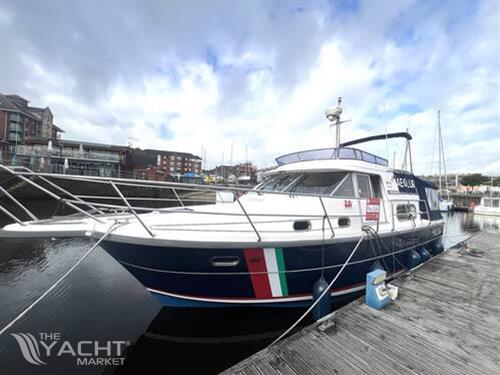 Nimbus 380 Commander