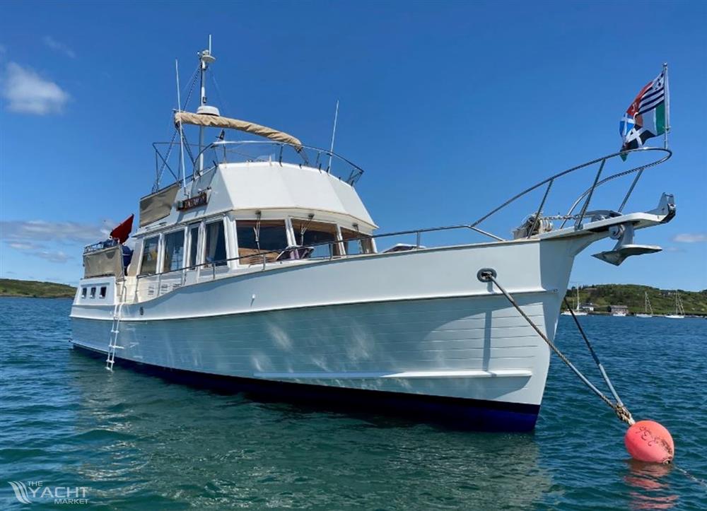 AMERICAN MARINE GRAND BANKS Grand Banks 42 Motor Yacht - Grand Banks 42 Motor Yacht
