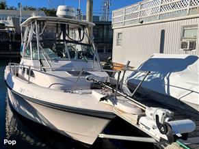 Grady-White 232 Gulfstream