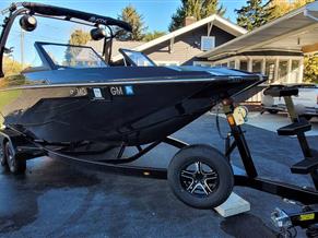 ATX Surf Boats 22 Type S