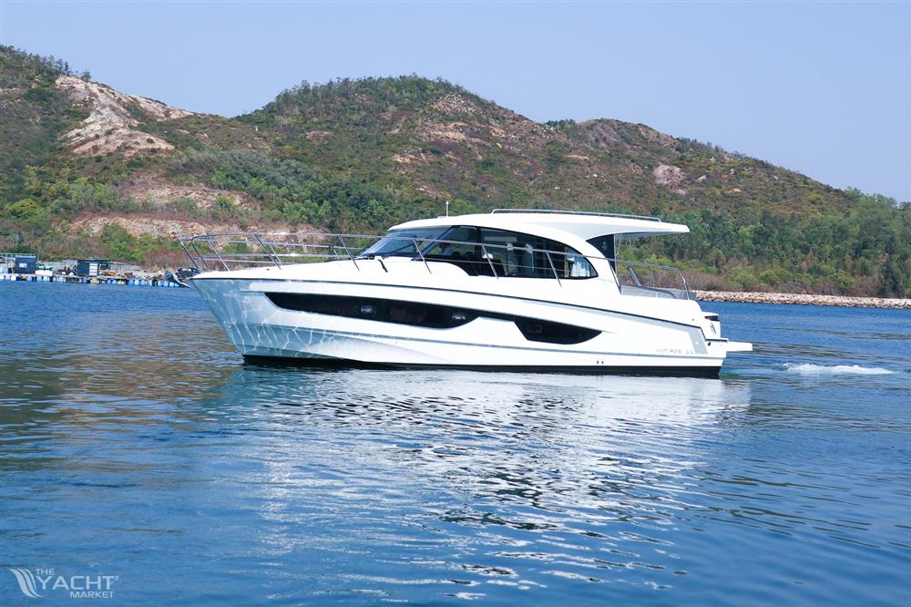 Beneteau Antares 11