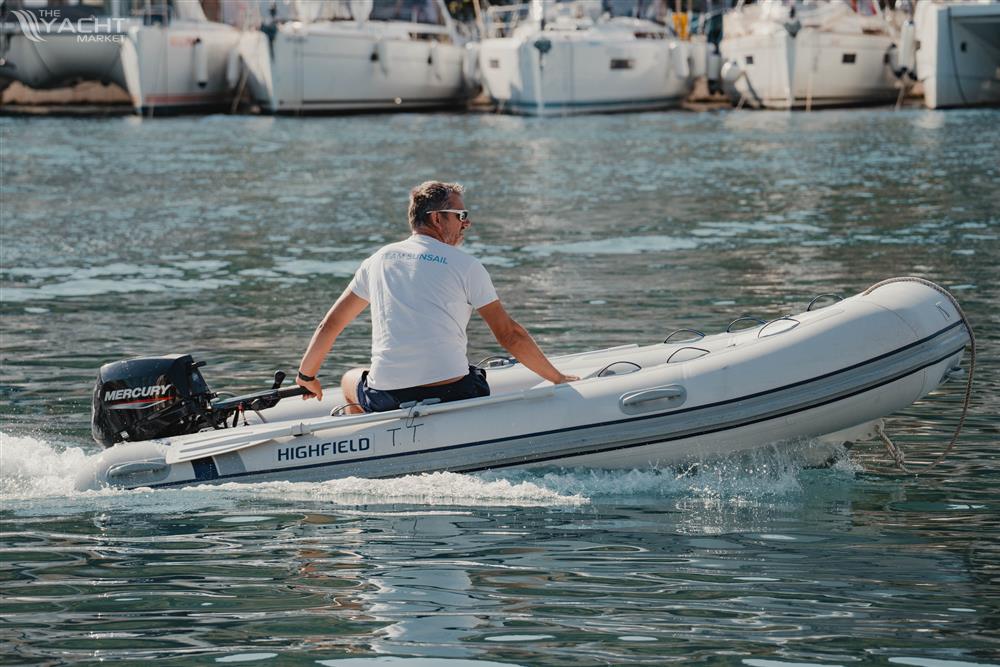 Highfield Ultralight 240