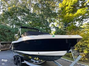 Robalo 227