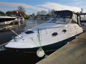 Regal 2460 Commodore