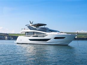 Sunseeker 88 Yacht