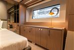 Sunseeker 88 Yacht - 37 - Master Cabin