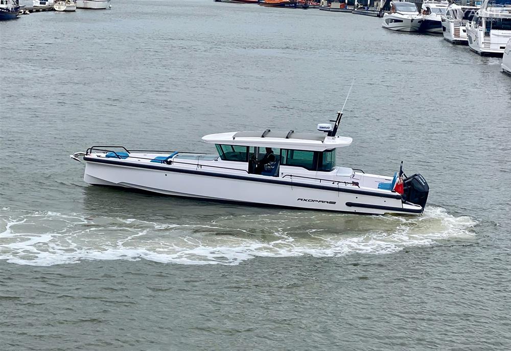 Axopar 37XC Cross Cabin - 0 - Main