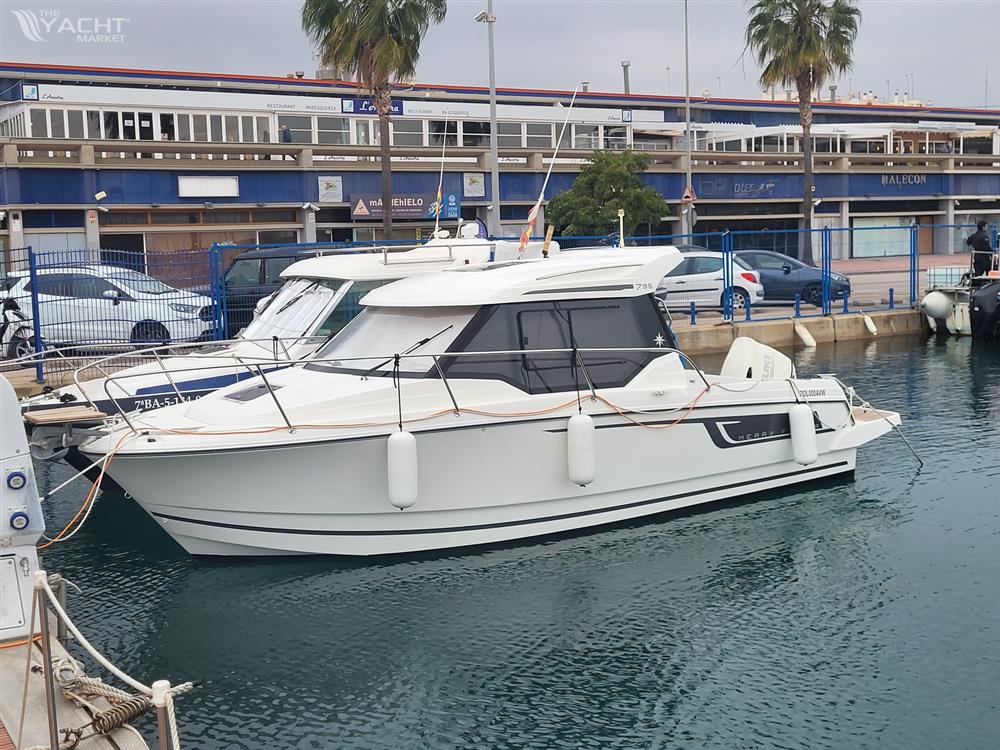 Jeanneau 795 Merry fisher