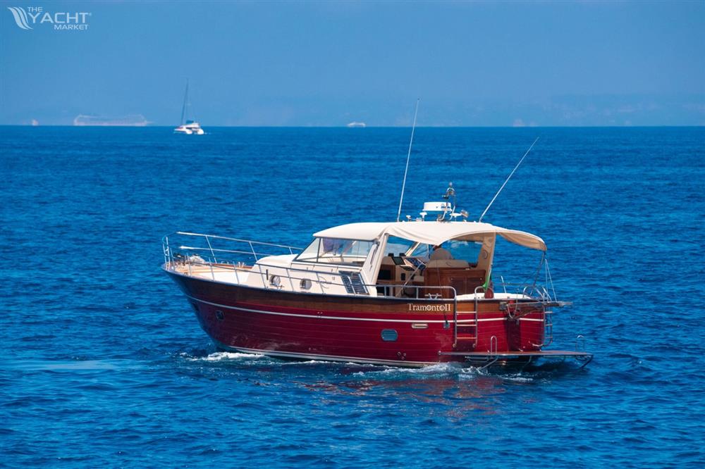 Apreamare 12 Semicabinato