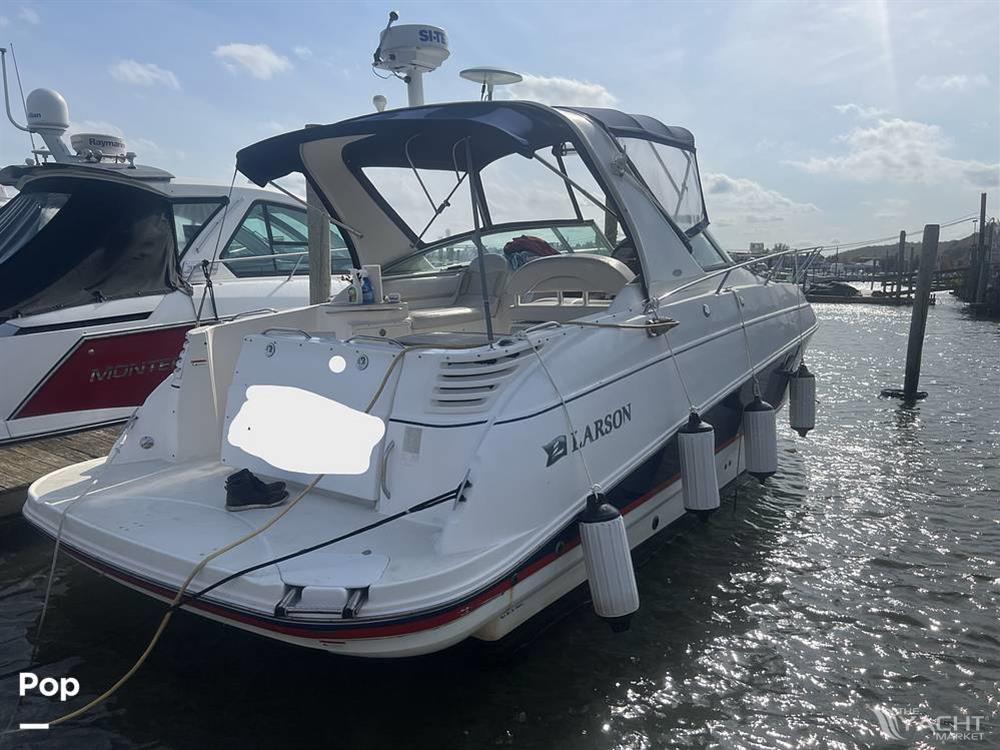 Larson Cabrio 310 - 2006 Larson Cabrio 310 - Photo #1