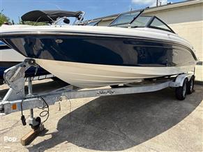 Sea Ray SPX 210