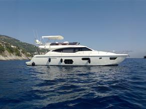 FERRETTI YACHTS 570
