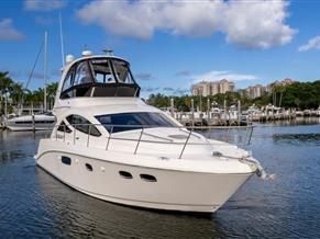 Sea Ray 450 Sedan Bridge