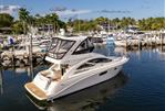 Sea Ray 450 Sedan Bridge