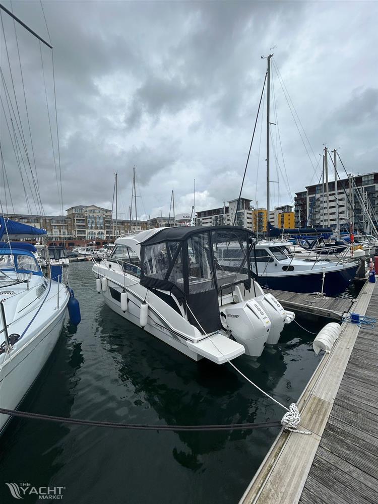 Beneteau Antares 9 OB