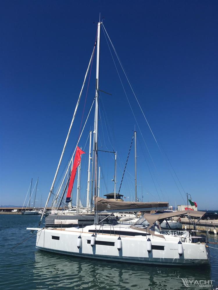 JEANNEAU SUN ODYSSEY 410
