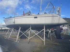 Jeanneau Olympic Sea 42 Sun Legend Hull