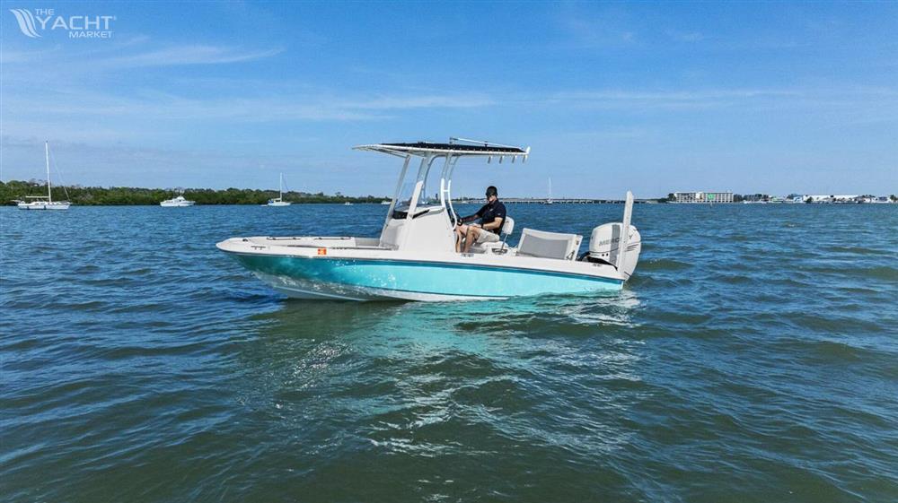 Boston Whaler 210 Dauntless - 2016 Boston Whaler 210 Dauntless