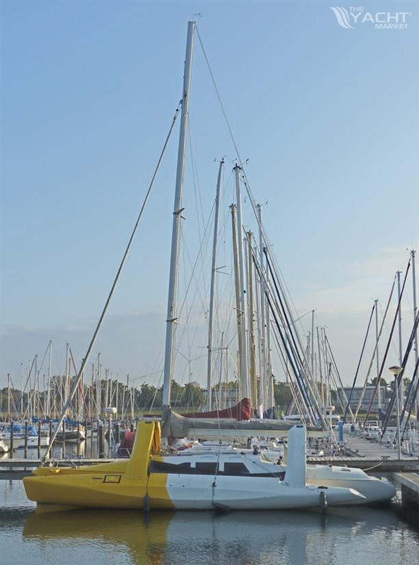 Amateur Farrier F-39 Trimaran