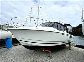 Jeanneau Merry Fisher 795