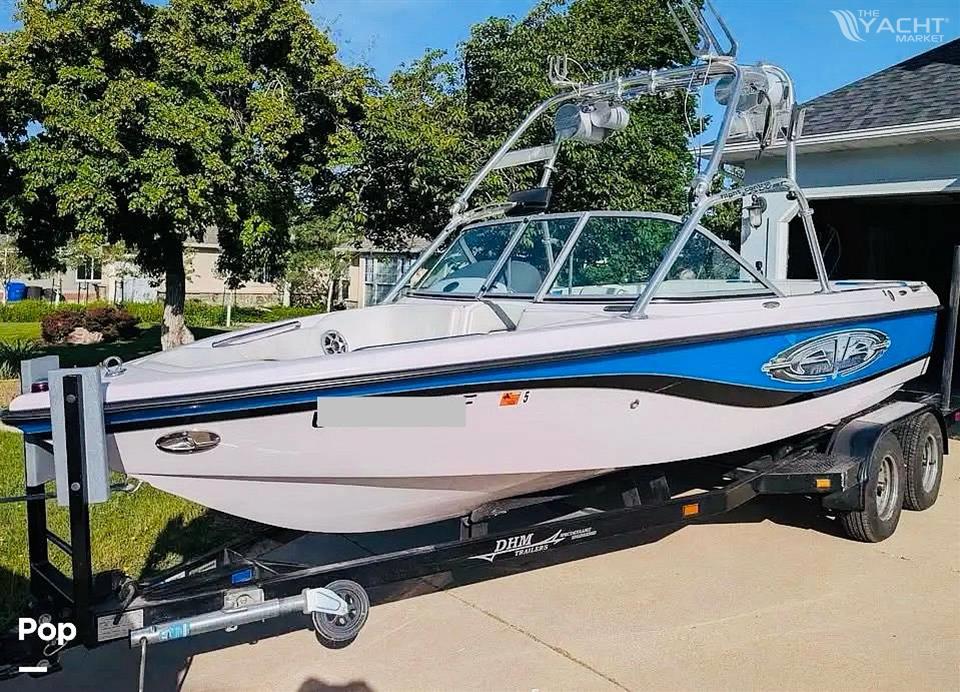 Air Nautique 210 Team Edition - 2005 Air Nautique 210 Team Edition - Photo #1