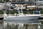 Robalo Cayman 246 SD