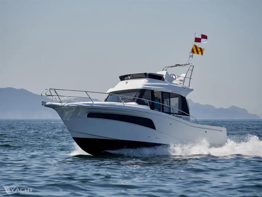 Rodman 1090 Evolution Flybridge