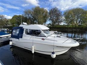 Jeanneau Merry Fisher 8