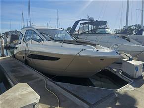 Sea Ray Sundancer 350 Coupe