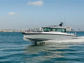 Axopar 37 XC Cross Cabin