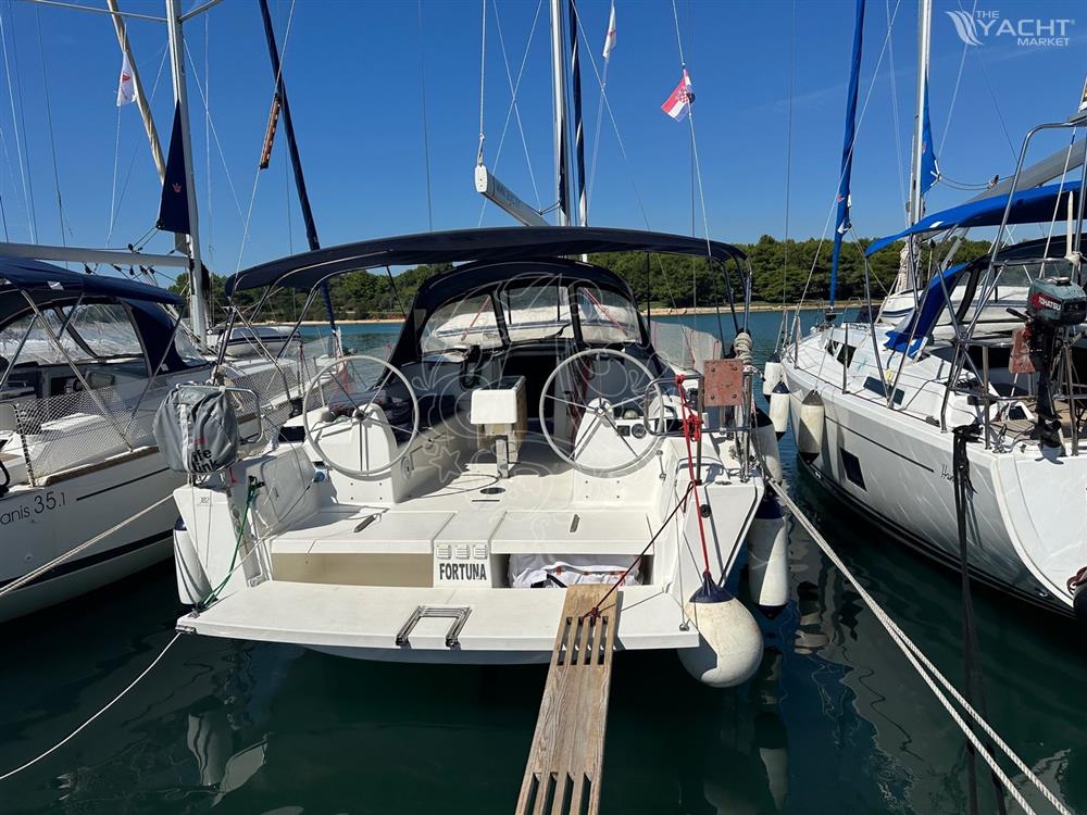 Dufour DUFOUR 382 GRAND LARGE