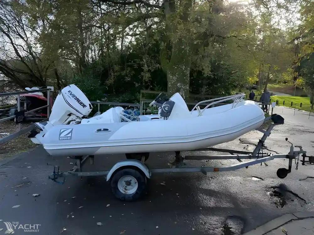 Zodiac Yachtline 340DL