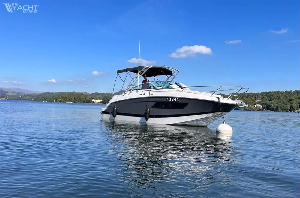 Four Winns 255 Vista