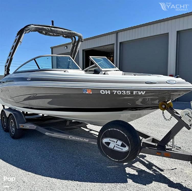 Crownline 215 ss - 2019 Crownline 215 ss - Photo #1
