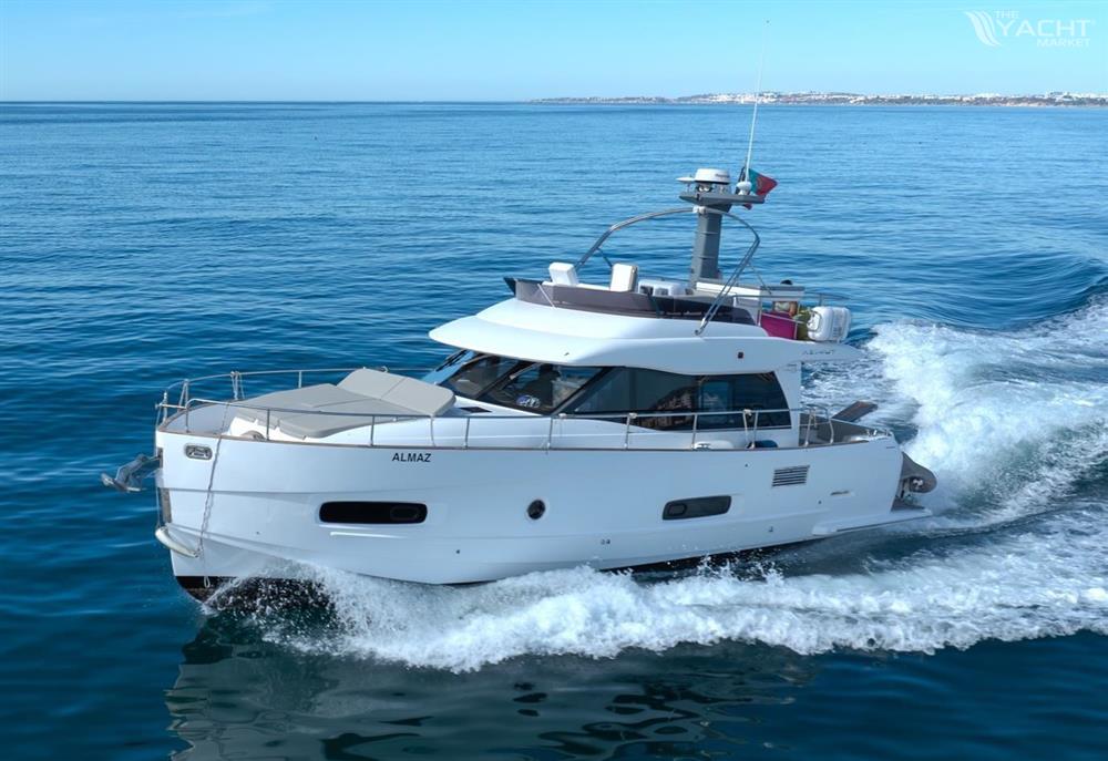 Azimut Magellano 43