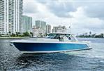 Tiara Yachts 48 LS