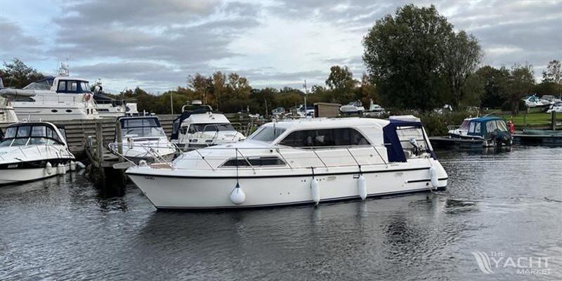 Bounty Sovereign 34 Sedan - Image 