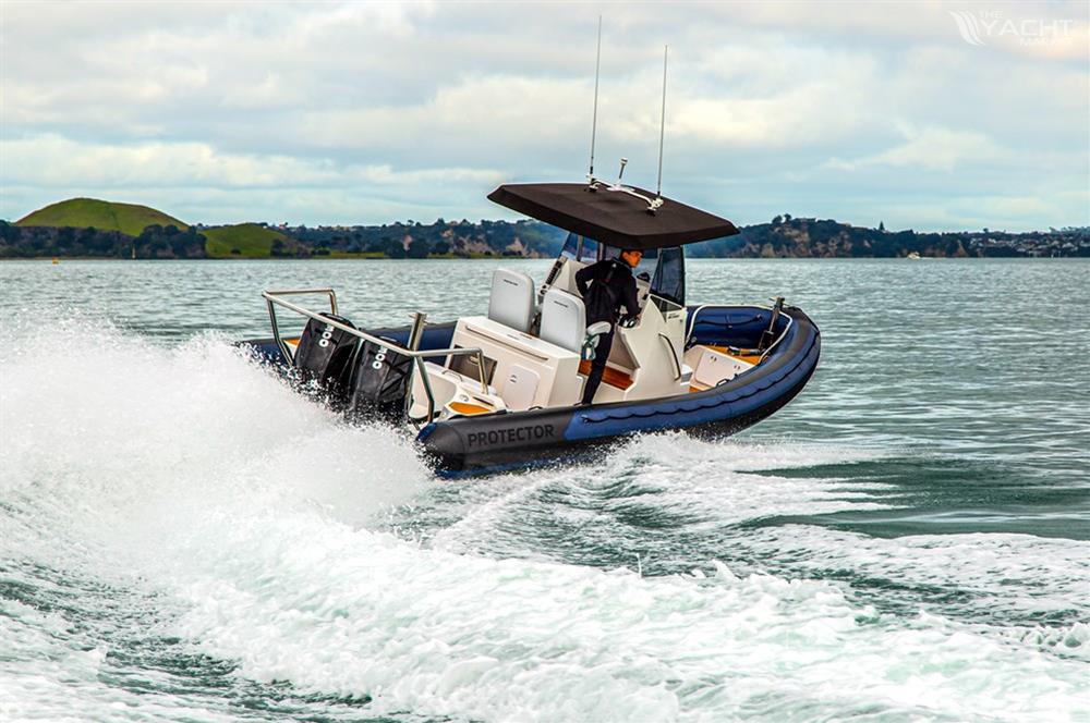 Protector 310 Chase - Default Image