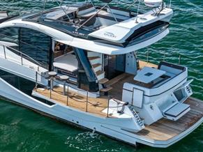 Galeon 470 Sky