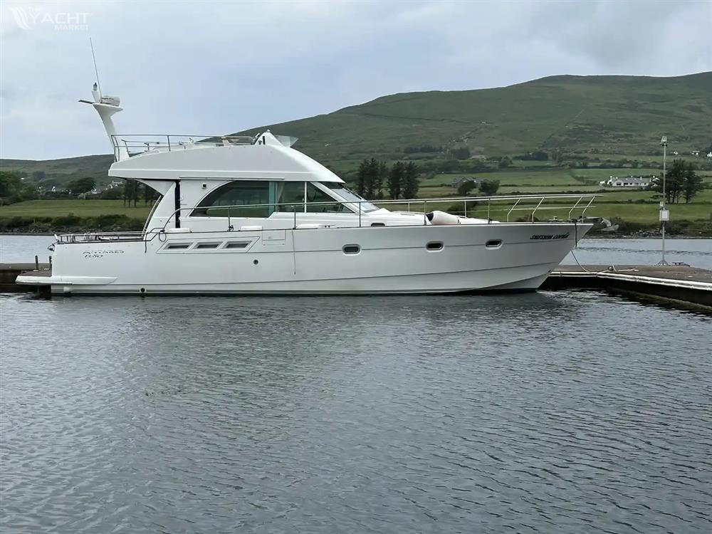 B&#233;n&#233;teau Antares 13.80