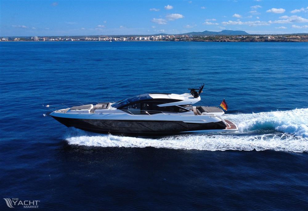 Sunseeker Predator 74 XPS - 0 - Main