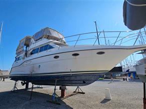 CRUISERS YACHTS CRUISERS 3850