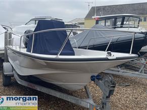 Boston Whaler  170 Montauk