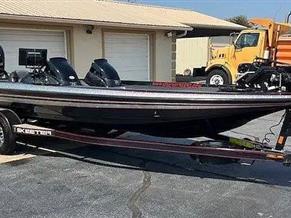 Skeeter ZX250