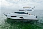 Ferretti Yachts 800